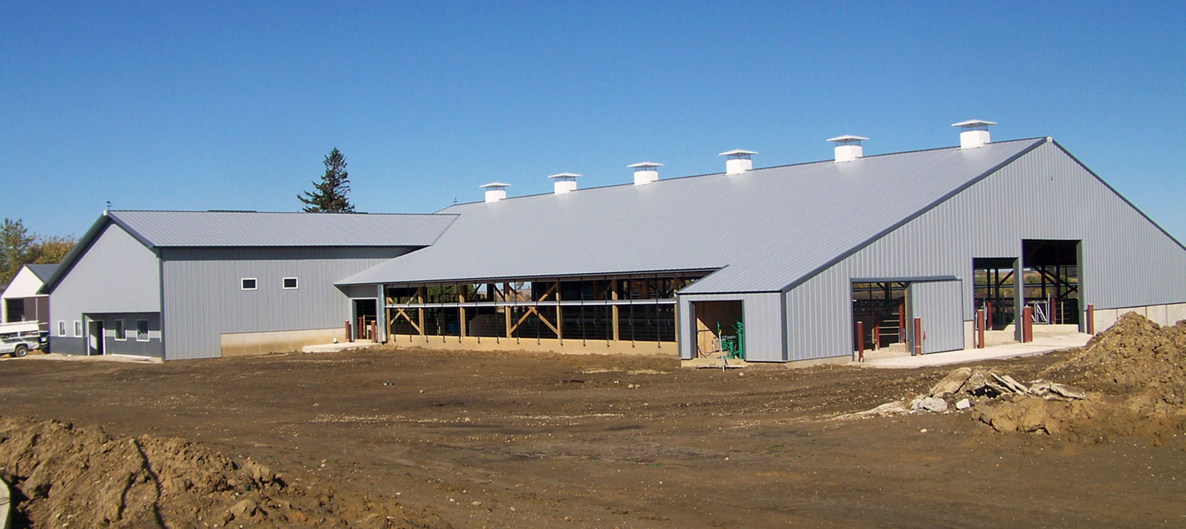 Agricultural Buildings for Animal Containment