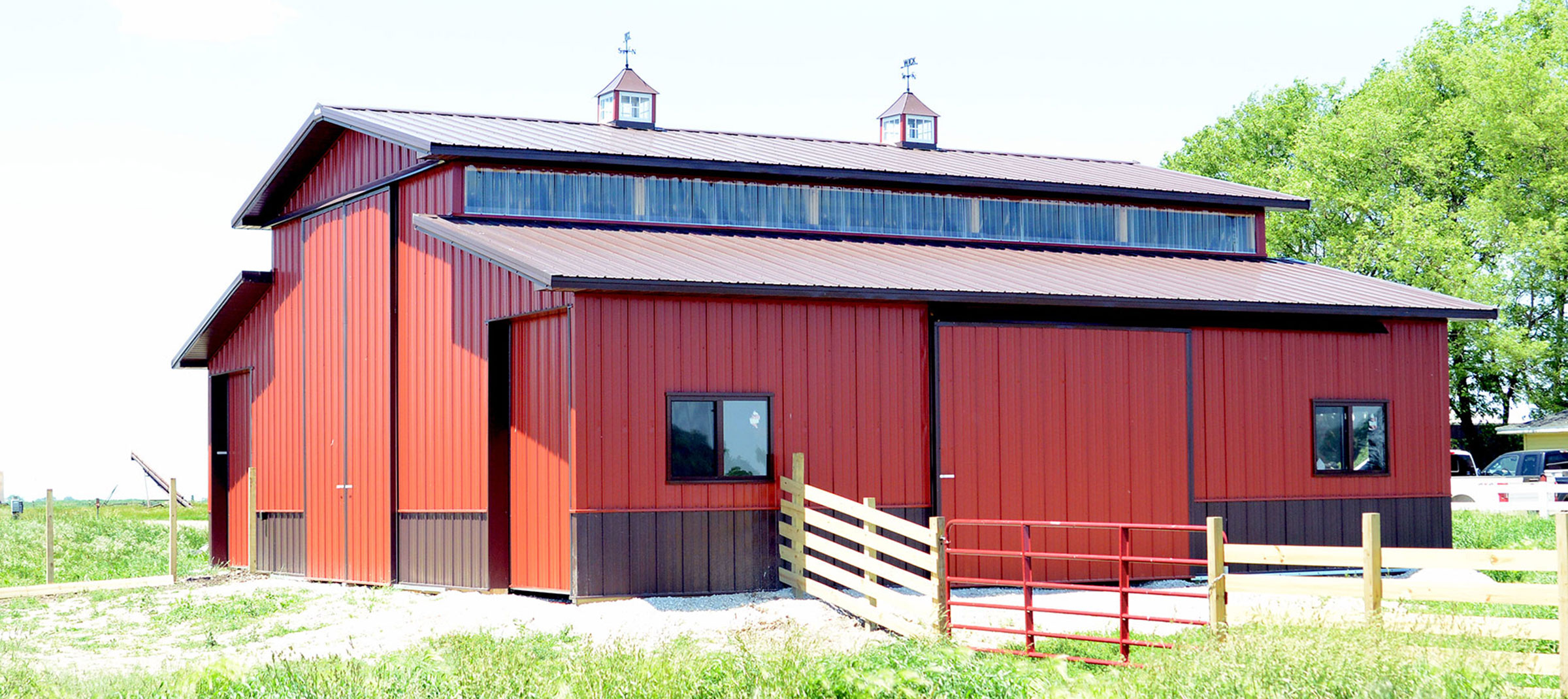 Equestrian Horse Stables, Barns, and Riding Arenas